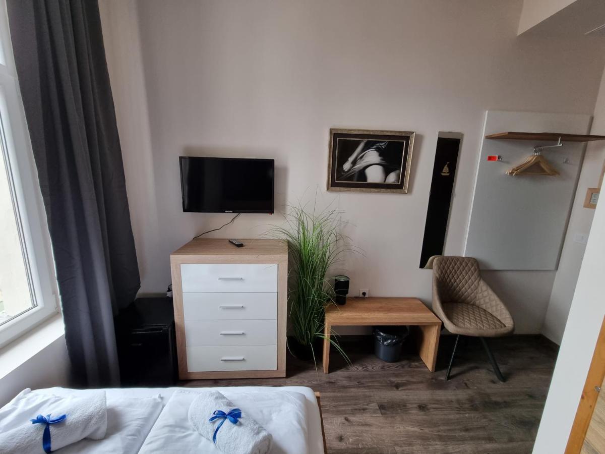 Sleeping Sailor Boutique Hotel Siófok Exteriör bild